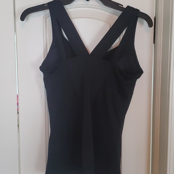 Nike dri-fit tank top - Picture 2 of 4